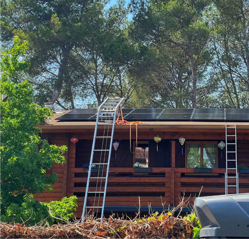 Instalación doméstica de placas solares.