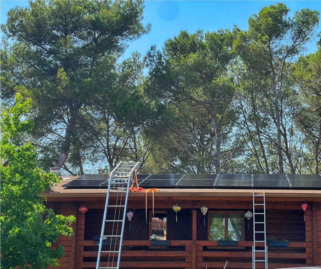 Instalación doméstica de placas solares.